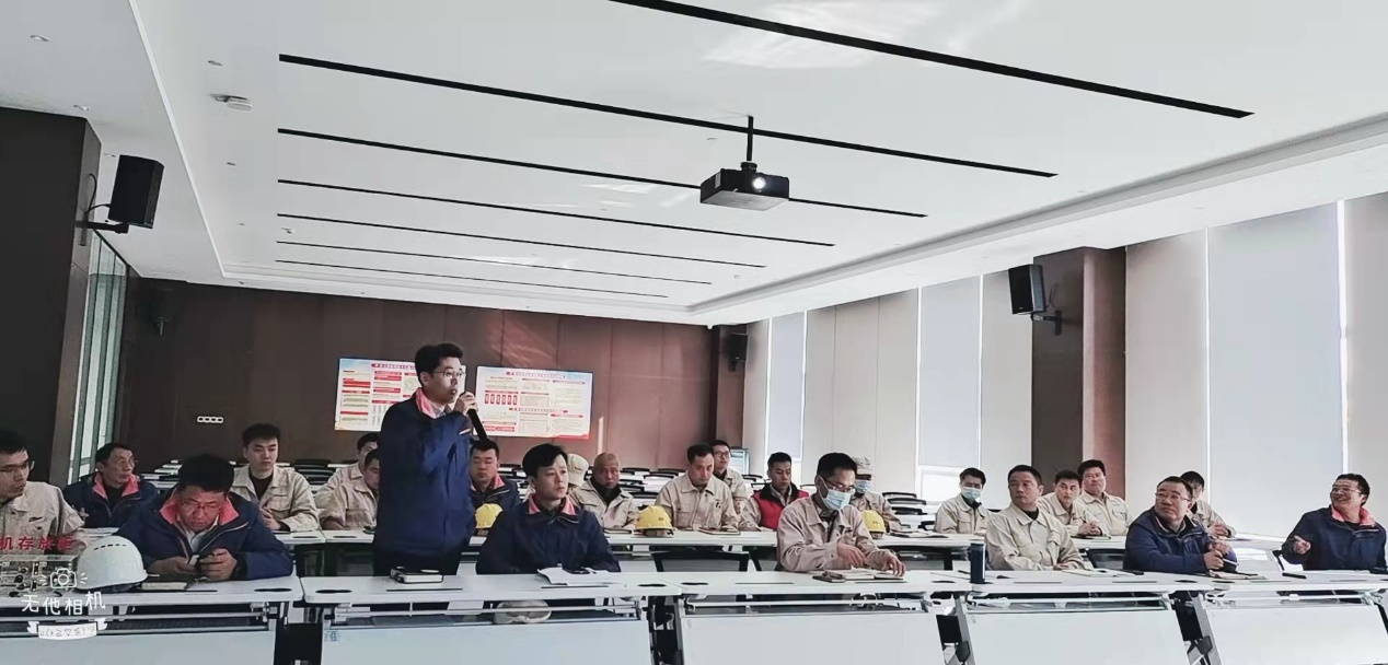 【天辰平台新材】江西子公司召开安全生产工作会议(图2)